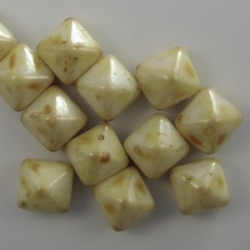 #33 - 10 Two-Hole Pyramid 8x8mm - alabaster gold luster