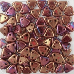 #26 10g Triangle-Beads 6mm - opaque red - bronze luster iris