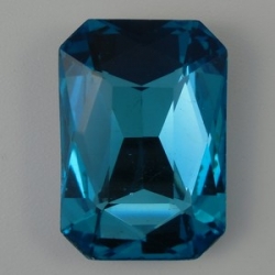 1 Glas-Rechteck Ø 27x18x4 mm - aquamarine