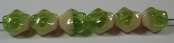 #01.04 - 25 Stück Diamond Beads 9x8mm - opak cream/tr. green