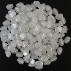 #88.00- 50 Stck. Pinch-Bead 5x3mm - alabaster shimmer