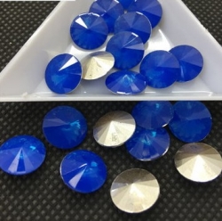 1 Stück Rivoli 18 mm (1122) - opal cobalt