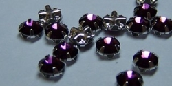 26 Stück Preziosa - Roses Montées Ø 4mm - Amethyst