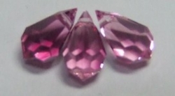 1 facetierter Tropfen 6x10 mm Fuchsia