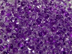 #45.00 - 10 g cz. Farfalle 4x2 mm tr. crystal violett lined