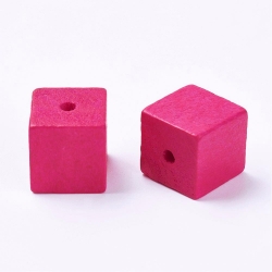 10 Stück Holzwürfel - Größe: ca. 14~15 mm lang,14~15 mm breit,14~15 mm dick,Bohrung: 3 mm - pink