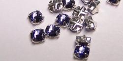 30 Stück Preziosa - Roses Montées Ø 3mm - Tanzanite