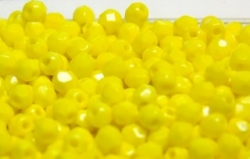 #11.00a 50 Stück - 3,0 mm Glasschliffperlen - opak Yellow