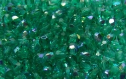 #09.8b 50 Stück - 3,0 mm Glasschliffperlen - emerald AB