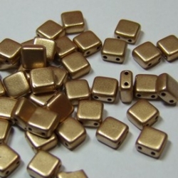 50 Stück Two-Hole Flat Square 6mm - aztec gold