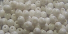 #17d 50 Stück Perlen rund - chalk-white opak - Ø 4 mm